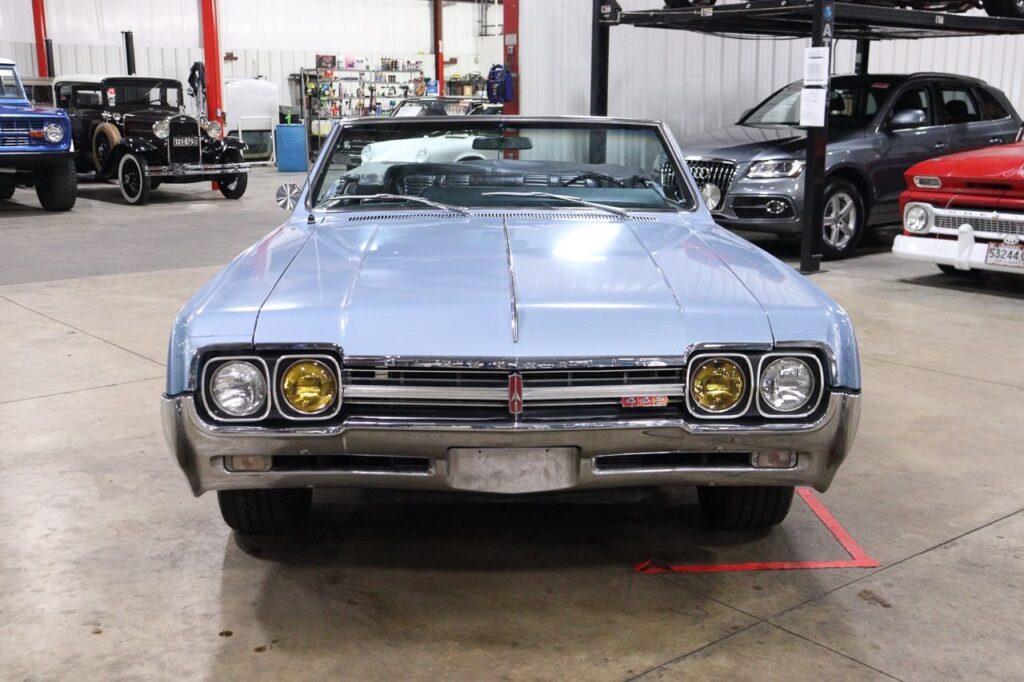 1966 Oldsmobile Cutlass 442 Convertible
